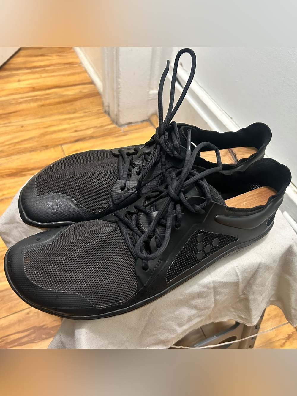 Vivobarefoot Primus Lite III | Obsidian | Size 11 - EU 44